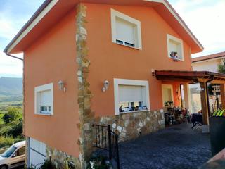 Xalet a Valle de Mena. En venta precioso chalet en el valle de mena