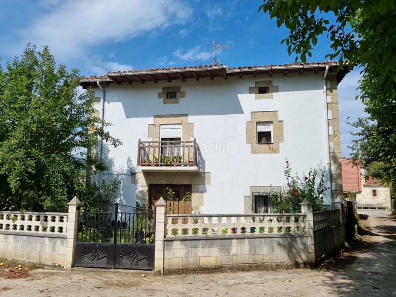 Foto e86f7993-8b1f-416d-a2d8-405af7595abd. Casa  de piedra en Valle de Mena