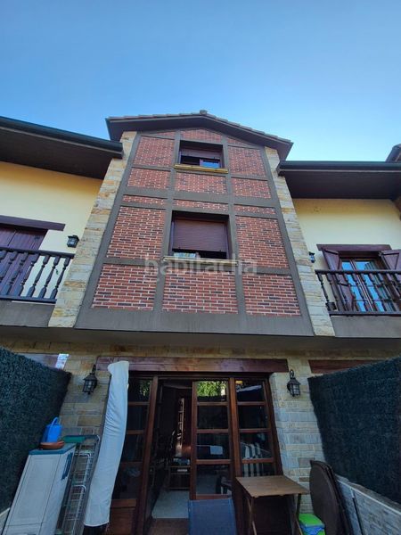 Foto b005ce44-af99-4ecf-aada-7b8e98c8203a. Casa adossada amb aparcament a Zalla