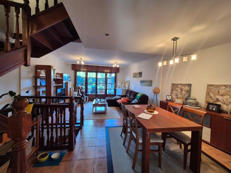 Foto b2234384-de05-4922-9821-938b8f4355d7. Casa adossada amb aparcament a Zalla