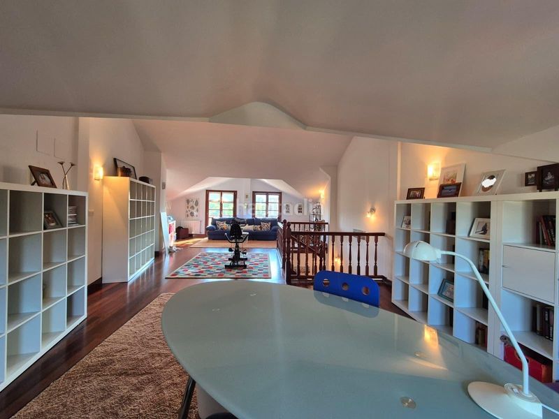 Foto ba524d00-15c2-4f3f-80e9-baa8ac580382. Casa adossada amb aparcament a Zalla