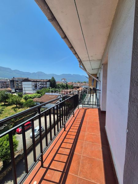 Foto 4d4a7a76-4cad-4dc8-ae37-e2ac6bde45b6. Pis a Valle de Mena