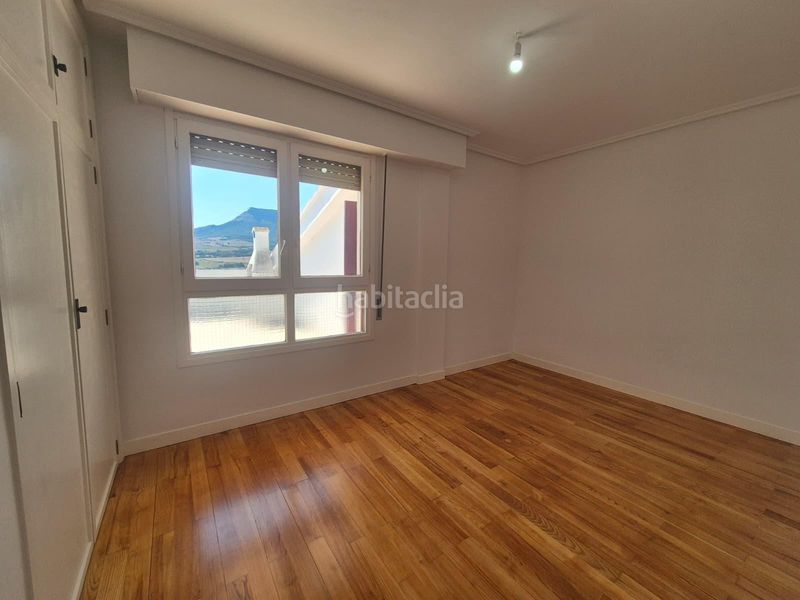Foto c1d27284-8c44-4b4d-8cc7-bd2e36f477e2. Apartament a Valle de Mena