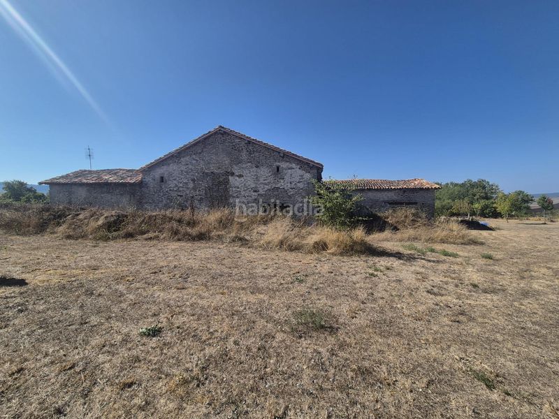 Foto 657f6fe7-8627-47c9-bb18-2d6a2e1927e2. Masia a Valle de Losa