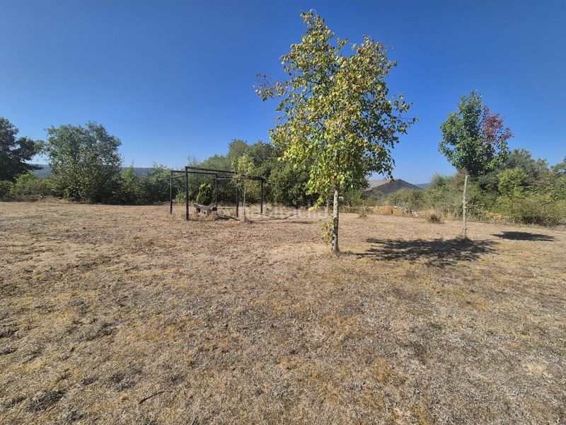 Foto a40849c0-c74b-4854-b116-24a510aa1265. Masia a Valle de Losa
