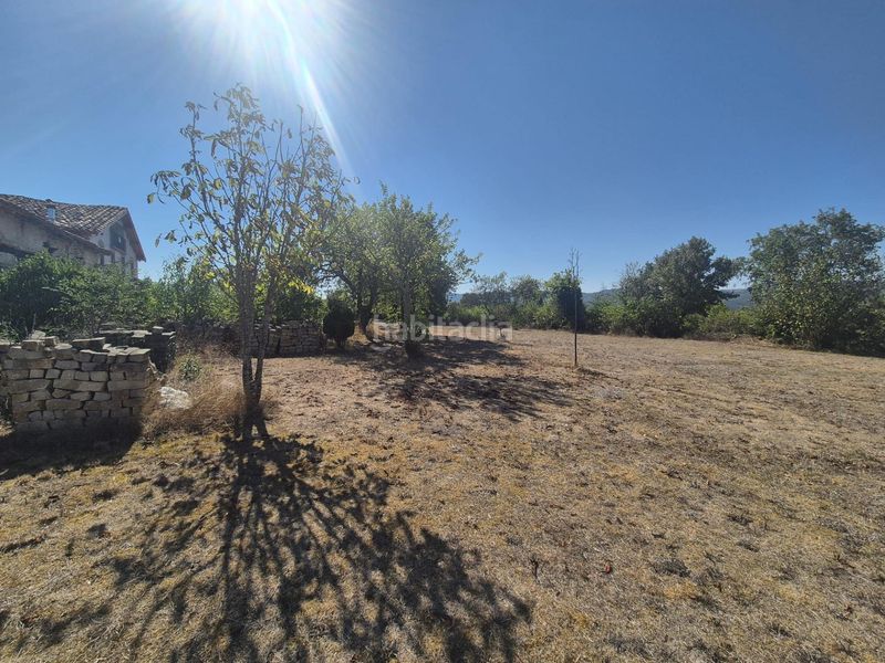 Foto a753946a-50f5-4f84-bd10-a1e3a0220db8. Masia a Valle de Losa