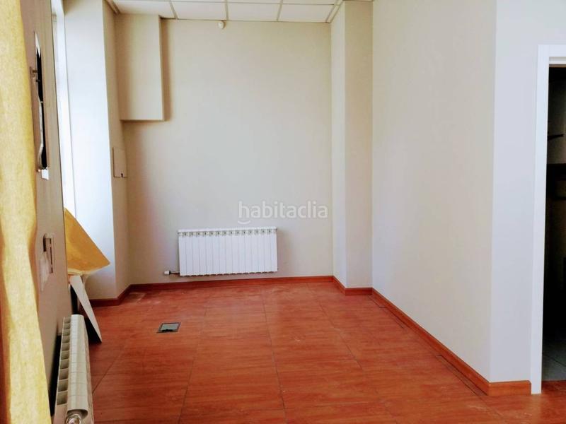 Foto 74466bd3-428c-4029-b3ab-c6197f0300bf. Locale commerciale in Juan XXIII - Las Torres - G2 Burgos