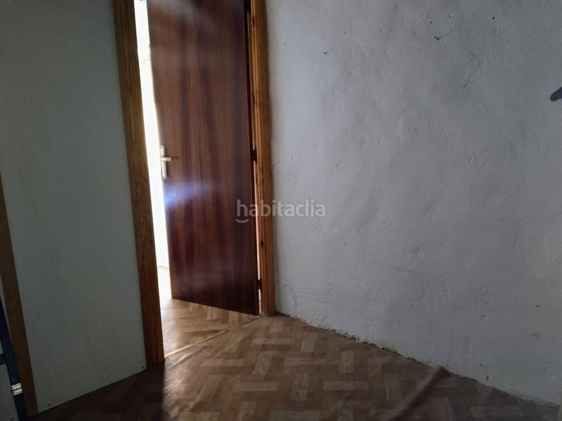 Foto 1795ae1a-7b94-4d01-a979-01767e3753e6. Masia amb aparcament a Covarrubias