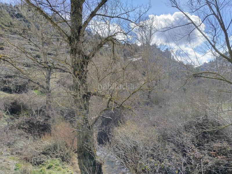 Foto f36baece-7726-4da6-80a0-7c81f196e74a. Masia amb aparcament a Covarrubias