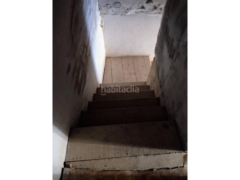 Foto fb24fdd2-df20-4ef6-b07c-9ae3bac3ce85. Masia amb aparcament a Covarrubias