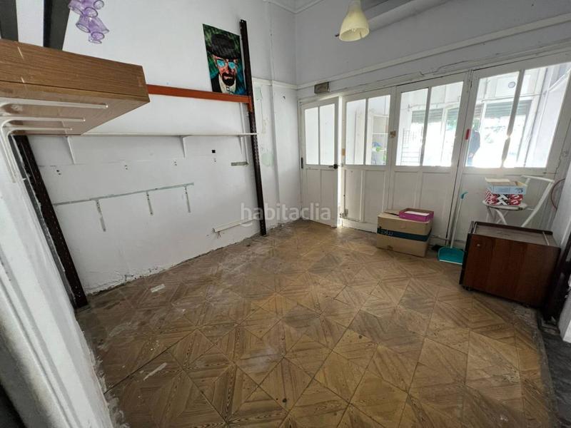 Foto 4b2e8e8f-678a-46f5-bcf3-da275b7cffbd. Locale commerciale in El Carmen - Barrio Gimeno Burgos