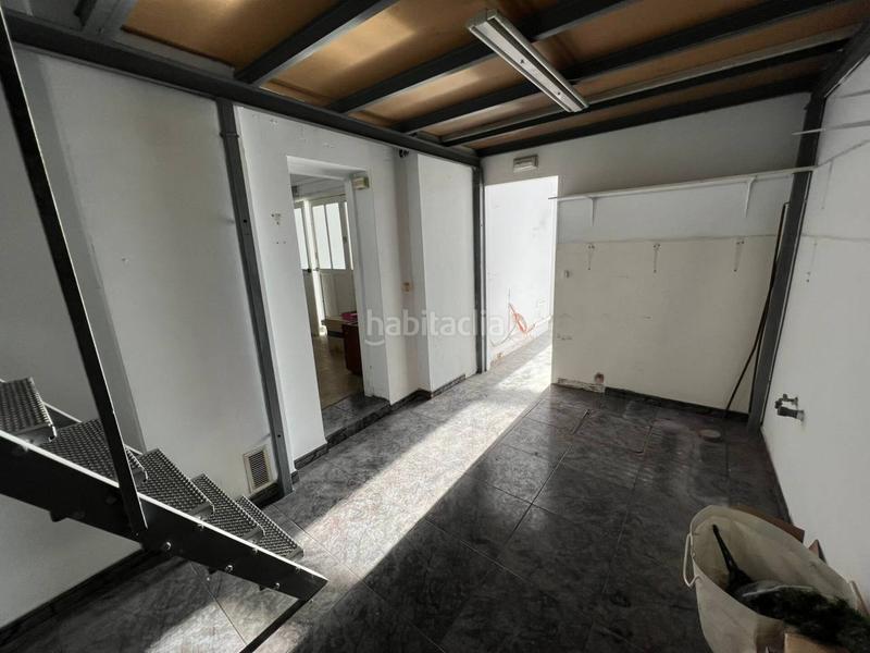 Foto cc00956c-5af5-48d6-8283-32c43e76e80d. Lloguer local comercial a El Carmen - Barrio Gimeno Burgos