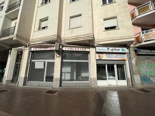 Geschäftsraum in Luis Martín Santos