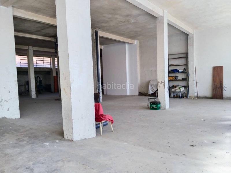 Foto f9c60a38-342c-4ed0-8074-82616e83d67f. Affitto locale commerciale in San Julián - Barriada de Cortes Burgos