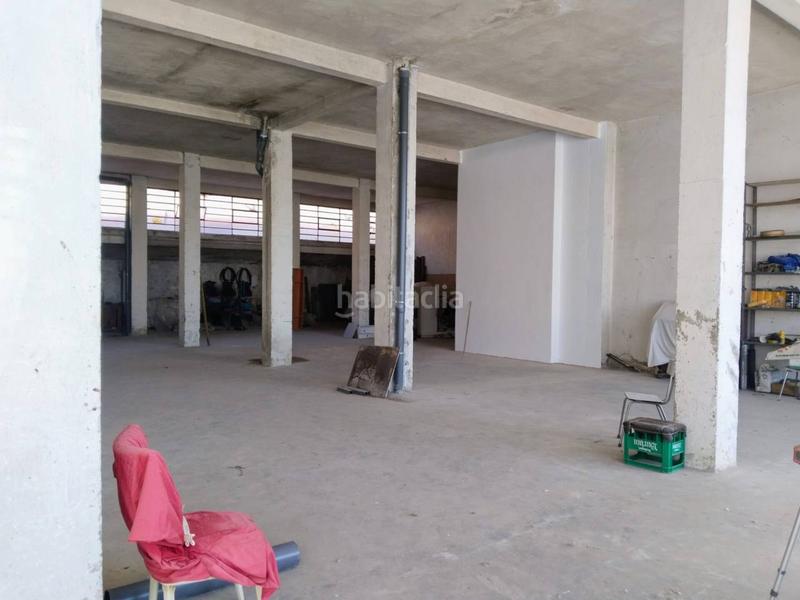 Foto c9e12969-e685-46a1-a68a-1be832e37b67. Location local commercial dans San Julián - Barriada de Cortes Burgos