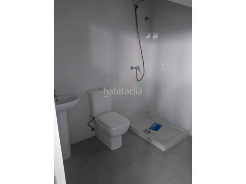 Foto f6578a66-c183-4740-b71c-96a1c6c2d013. Location local commercial dans San Julián - Barriada de Cortes Burgos