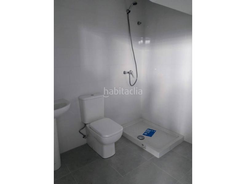 Foto c7e7bbc2-4ca9-4504-a3ff-efec41c31dcf. Miete geschäftsraum in San Julián - Barriada de Cortes Burgos