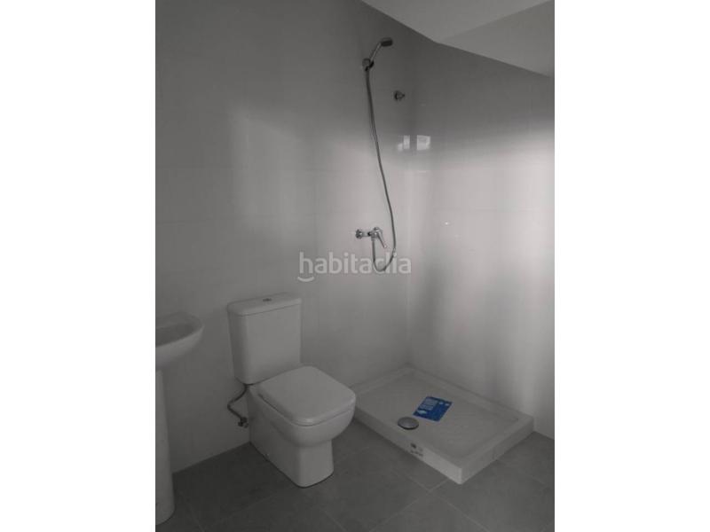 Foto 3d3cdead-7a7b-4677-803e-c3d906710623. Local commercial dans San Julián - Barriada de Cortes Burgos