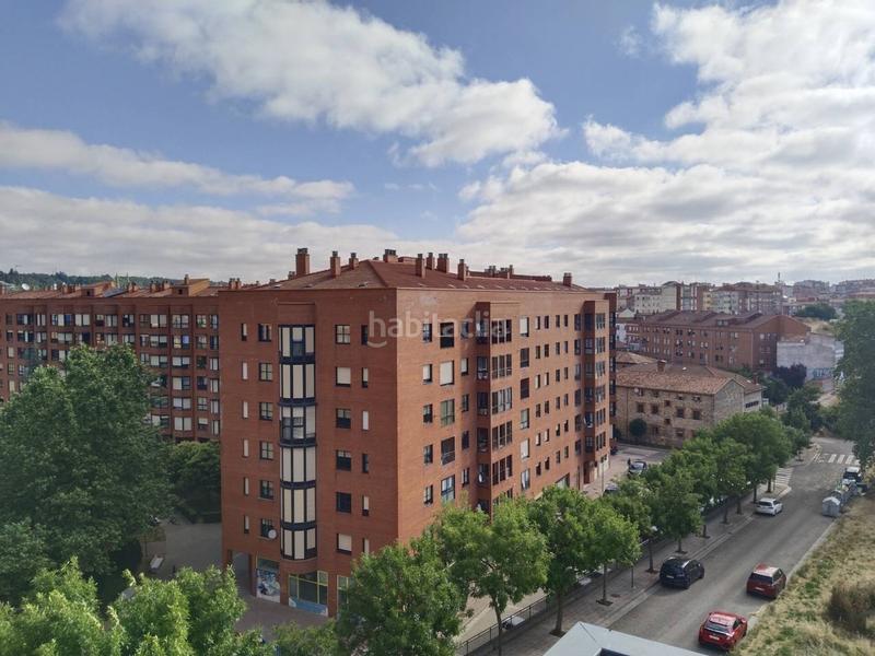 Foto ec00a796-70bd-49fb-8922-3fd4715c323d. Pis amb calefacció aparcament a San Pedro y San Felices Burgos