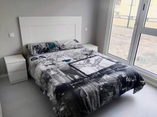 Appartement  Venerables. Piso en venta en centro09003