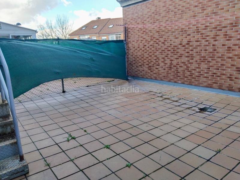 Foto 28a71e52-1c27-4afd-8739-ed7a38039cfd. Casa aparellada amb calefacció a Villafría - La Ventilla - Castañares Burgos