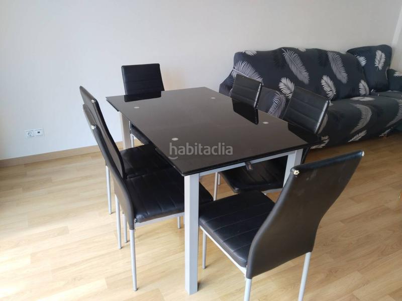 Foto 2a0bde0e-9262-4ee6-9aae-4a7808c68ecd. Casa aparellada amb calefacció a Villafría - La Ventilla - Castañares Burgos