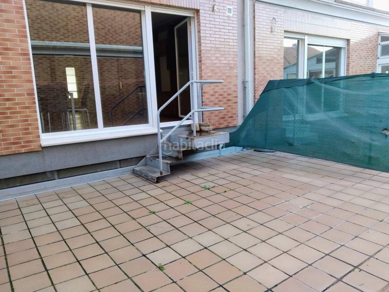 Foto 345db6f3-fd06-4b39-825e-24a3b89bf1b0. Casa aparellada amb calefacció a Villafría - La Ventilla - Castañares Burgos