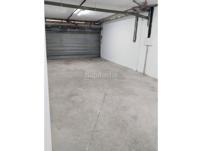 Foto 495a2e36-eadf-4feb-bb9d-cfb077ea8726. Casa aparellada amb calefacció a Villafría - La Ventilla - Castañares Burgos