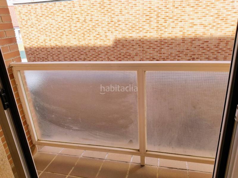 Foto 4e22aa13-1185-4362-aa21-d5e7c3e33d21. Casa aparellada amb calefacció a Villafría - La Ventilla - Castañares Burgos