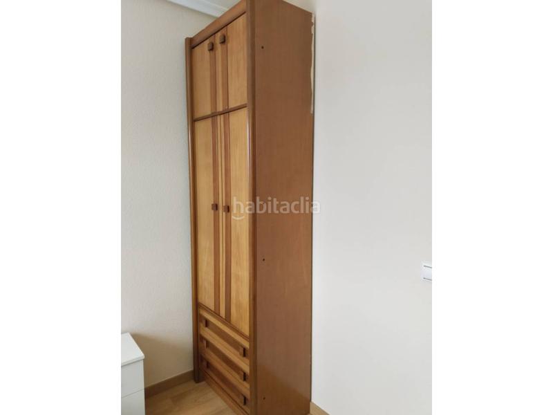 Foto 5c6b4e33-4ca0-41b6-8e24-216a6e007e56. Casa aparellada amb calefacció a Villafría - La Ventilla - Castañares Burgos