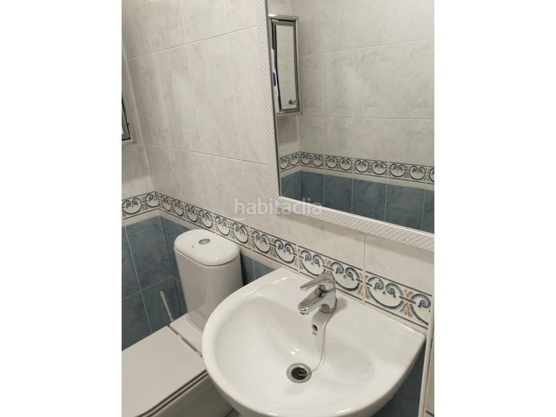 Foto 712c9f3a-9687-470a-902a-3194ec45f57b. Casa aparellada amb calefacció a Villafría - La Ventilla - Castañares Burgos