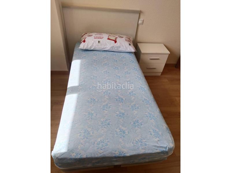 Foto 72da2afd-cf28-495d-ad45-10f907415724. Casa aparellada amb calefacció a Villafría - La Ventilla - Castañares Burgos