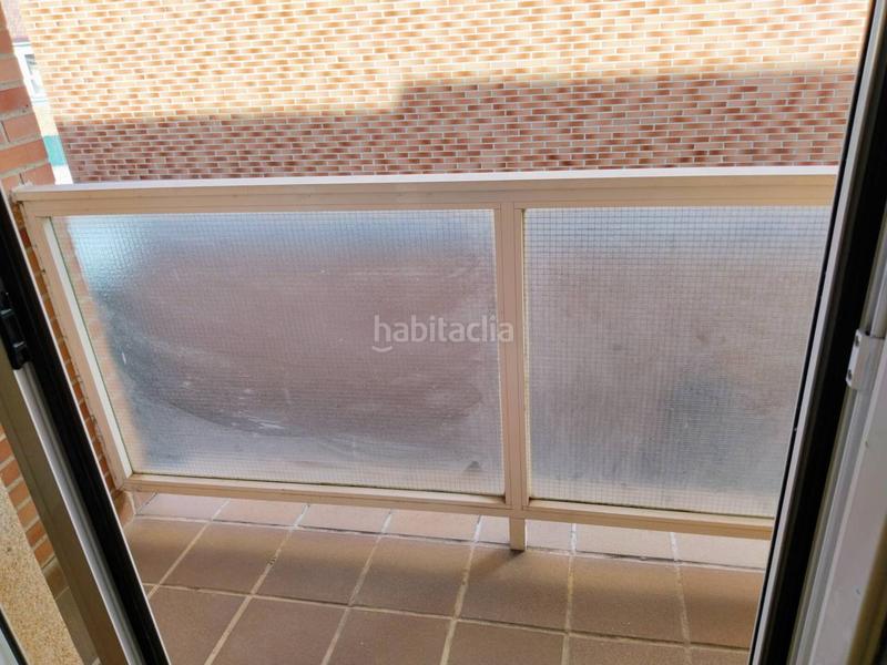 Foto 7aafec50-917d-46e9-8634-3cf66d677b2f. Casa aparellada amb calefacció a Villafría - La Ventilla - Castañares Burgos