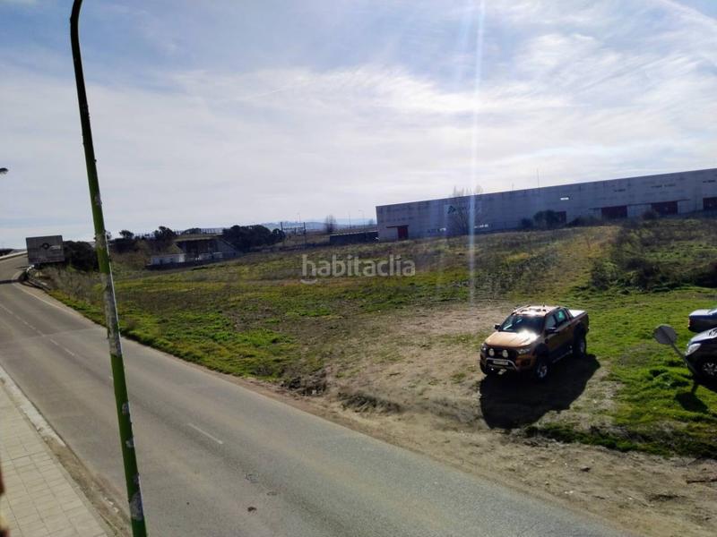 Foto 9f81cf8d-ae0a-4cac-9969-1241f6b76fa6. Casa aparellada amb calefacció a Villafría - La Ventilla - Castañares Burgos