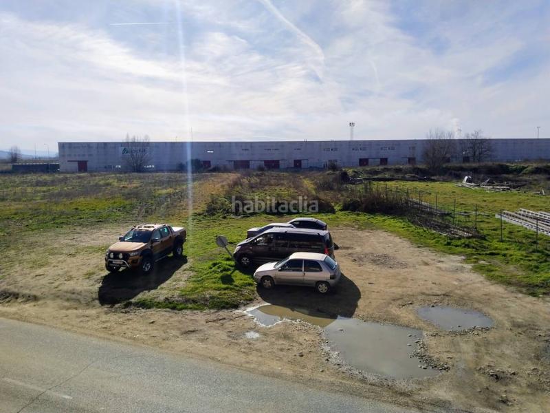 Foto f1190f86-dde3-475f-a94e-cdfd1ef34618. Casa aparellada amb calefacció a Villafría - La Ventilla - Castañares Burgos