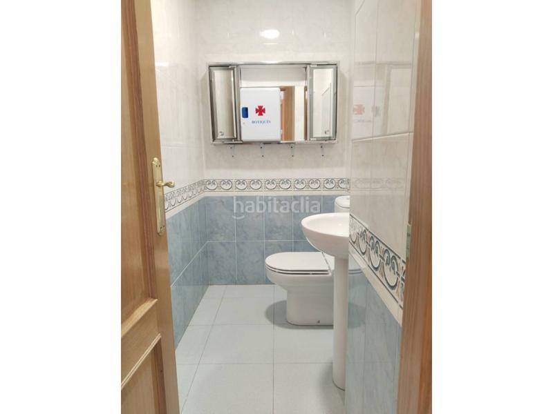 Foto f398d4f6-3c14-44c6-b2cb-99b2652c34d2. Casa aparellada amb calefacció a Villafría - La Ventilla - Castañares Burgos