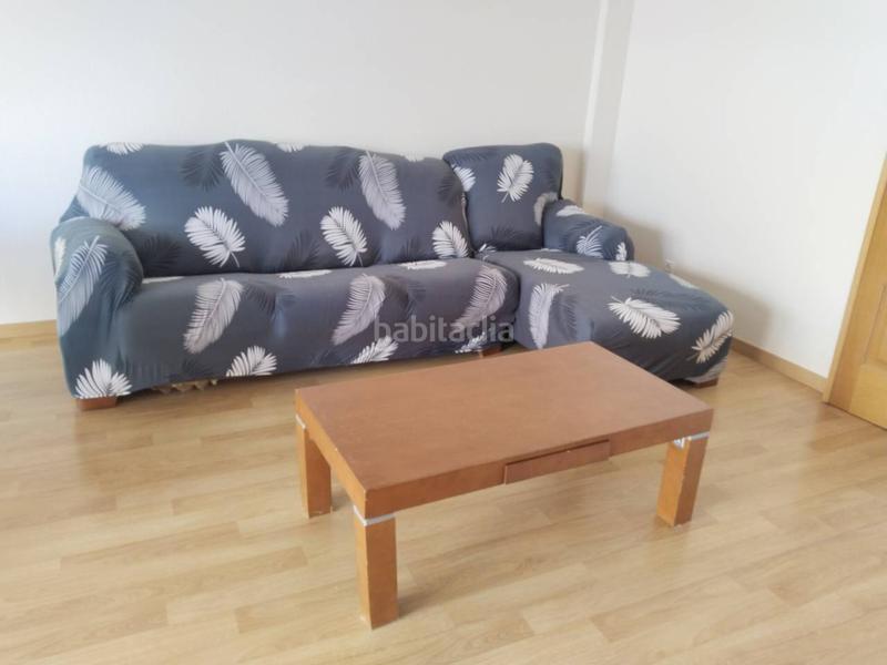 Foto fb3f3924-6b52-42b3-8239-6e1931ea2abf. Casa aparellada amb calefacció a Villafría - La Ventilla - Castañares Burgos