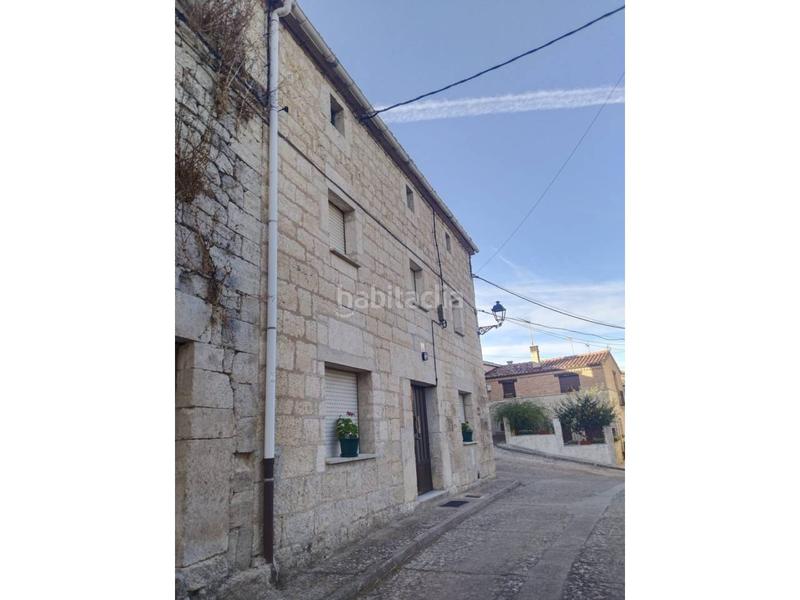 Foto 2b2d2ab6-b32d-4964-b433-469d81b73ca7. Casa aparellada amb calefacció aparcament a Susinos del Páramo