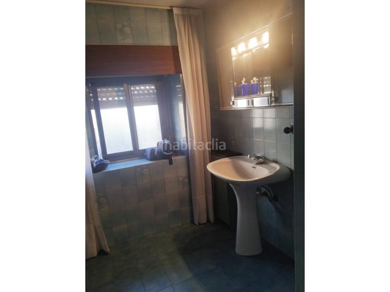 Foto 441fcb72-a70d-44b2-af3f-89c75985a713. Casa aparellada amb calefacció aparcament a Susinos del Páramo