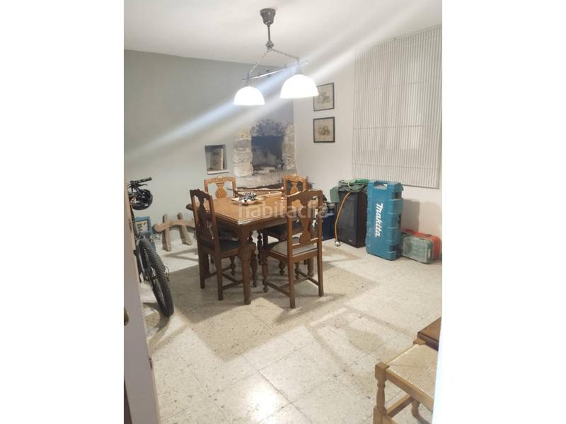 Foto 484115e7-5191-4f98-b7fd-fc23f3e88c78. Casa aparellada amb calefacció aparcament a Susinos del Páramo