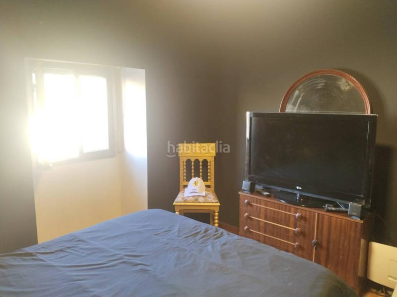 Foto 9e822617-5c08-43fb-a1c5-36d6527e304b. Casa aparellada amb calefacció aparcament a Susinos del Páramo