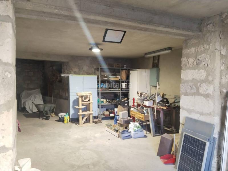 Foto 9f768c58-8370-439a-829e-789084085cf0. Casa aparellada amb calefacció aparcament a Susinos del Páramo