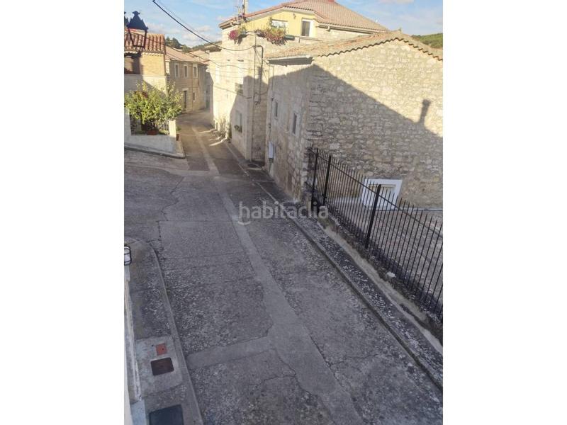 Foto b6ca32ab-9a8b-4ba4-be35-4f177b8ef354. Casa aparellada amb calefacció aparcament a Susinos del Páramo