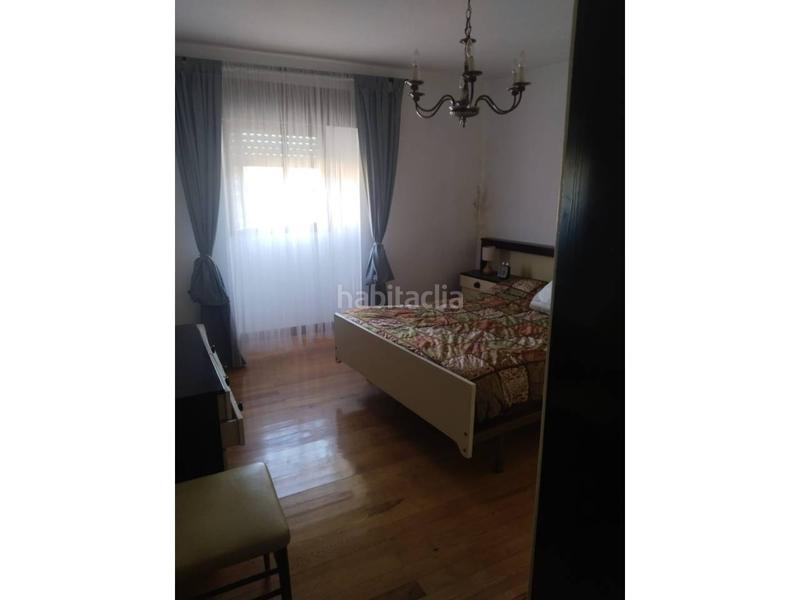 Foto c58644f4-1fa0-4b55-9722-c8b689313cee. Casa aparellada amb calefacció aparcament a Susinos del Páramo