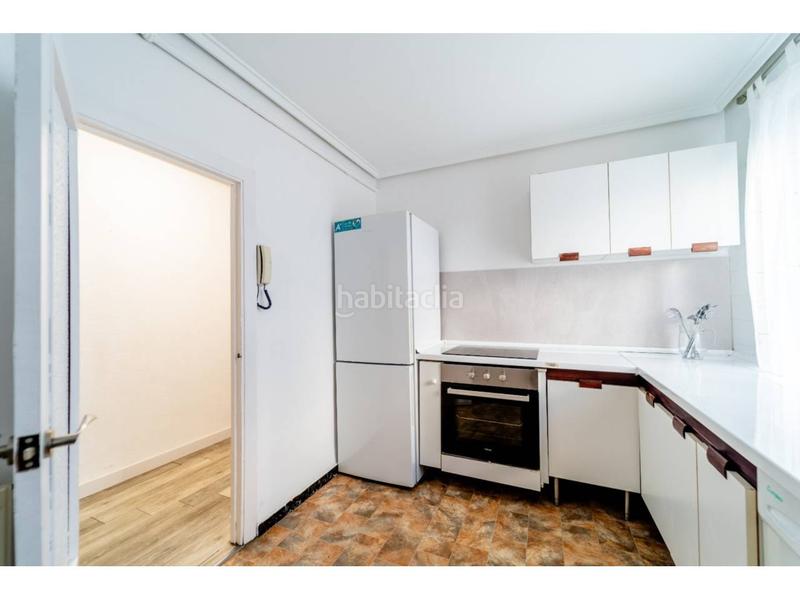 Foto 3695cbde-8ae6-4abc-ad18-bbe92300cb2c. Miete appartement mit heizung in Los Vadillos - R. Sanitaria - Pozanos Burgos