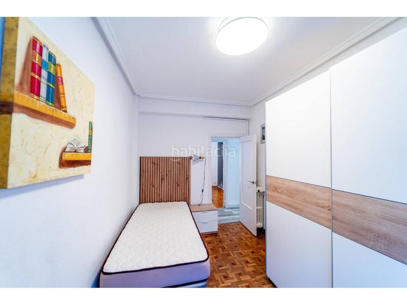 Foto f193b5f6-4bb5-4d58-ac54-d6a5c7fb0fa4. Rent apartment with heating in Los Vadillos - R. Sanitaria - Pozanos Burgos