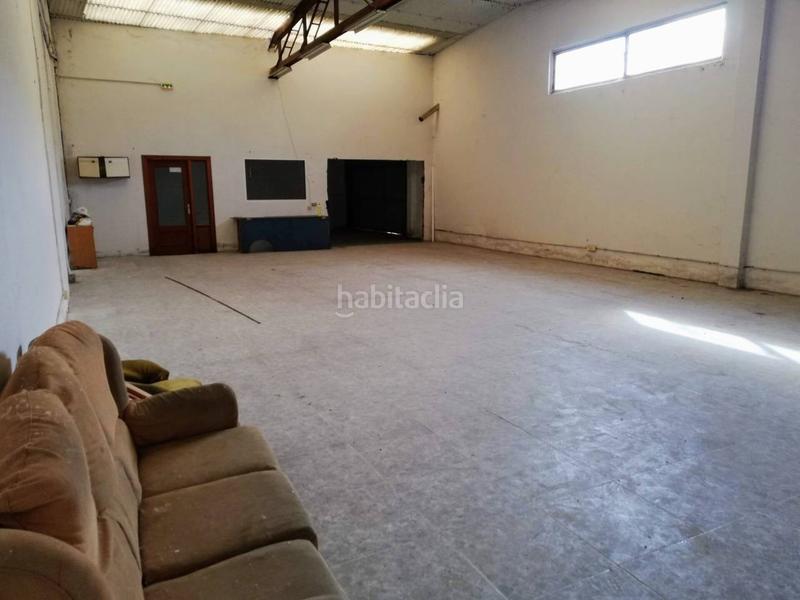 Foto 81cc8812-f61b-4327-b11b-49b2db82b0db. Lloguer local comercial a San Julián - Barriada de Cortes Burgos