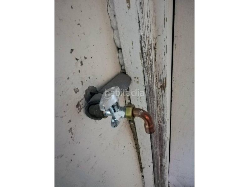 Foto e3881eb4-a3ed-4a11-a38d-f35ccd5c2548. Lloguer local comercial a San Julián - Barriada de Cortes Burgos