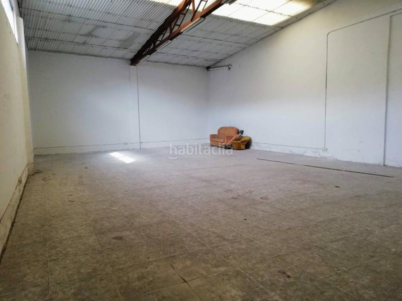 Foto 098c54df-a9a8-4963-9c0f-1c0065a9b73c. Location local commercial dans San Julián - Barriada de Cortes Burgos