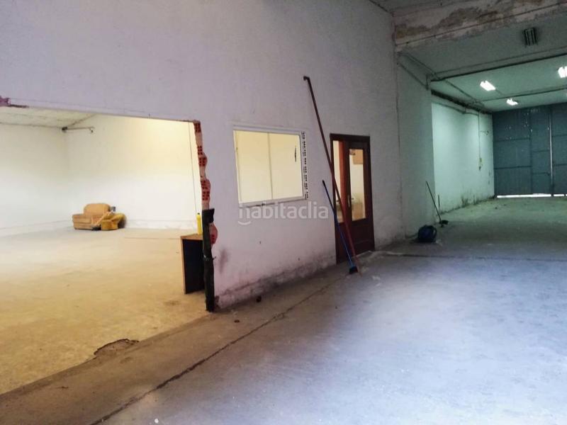 Foto 2bcb4417-9948-474b-b0a7-ff5326de876e. Location local commercial dans San Julián - Barriada de Cortes Burgos